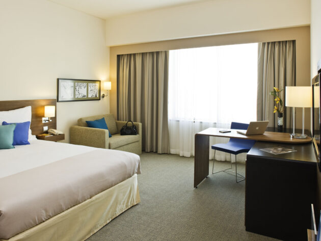 Superior Room with 1 double bed and sofa - Image 5
